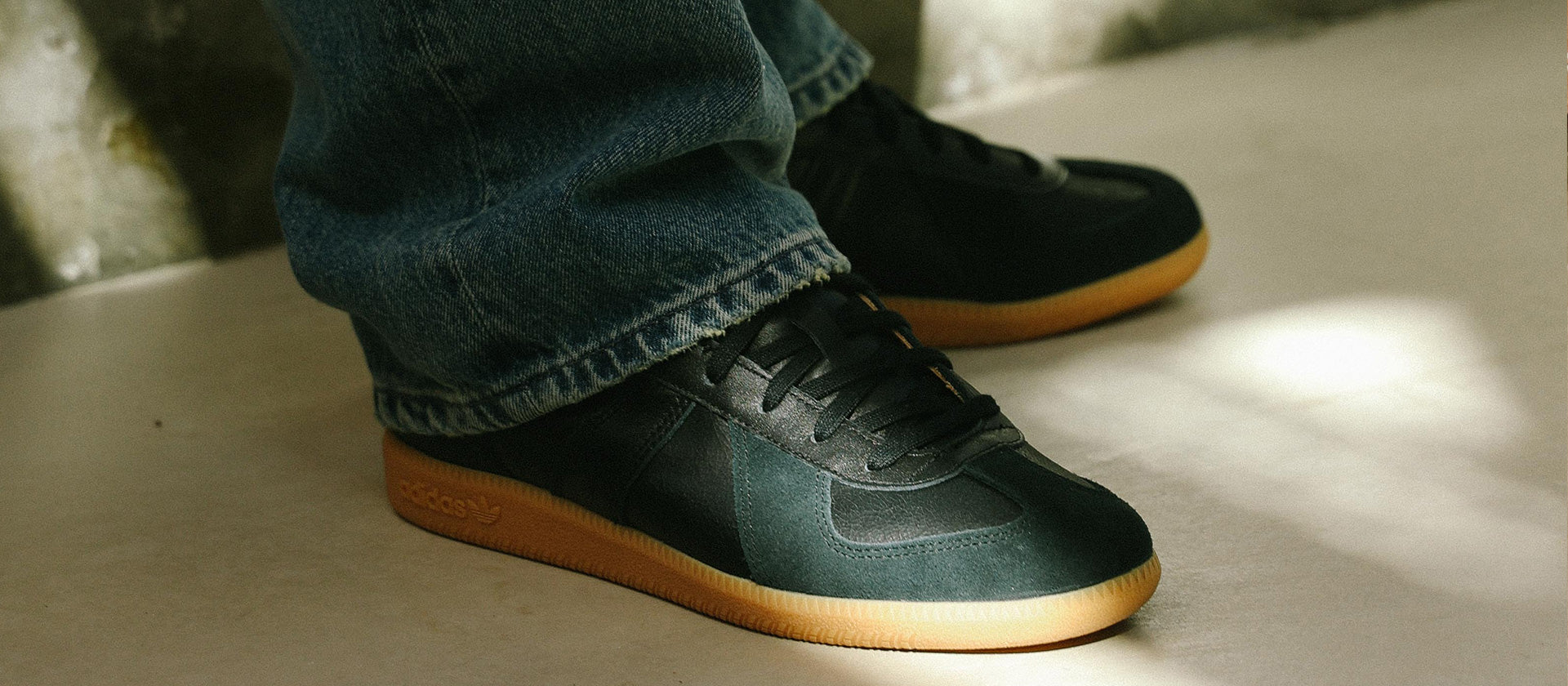 Koop sneakers online bij Baskèts