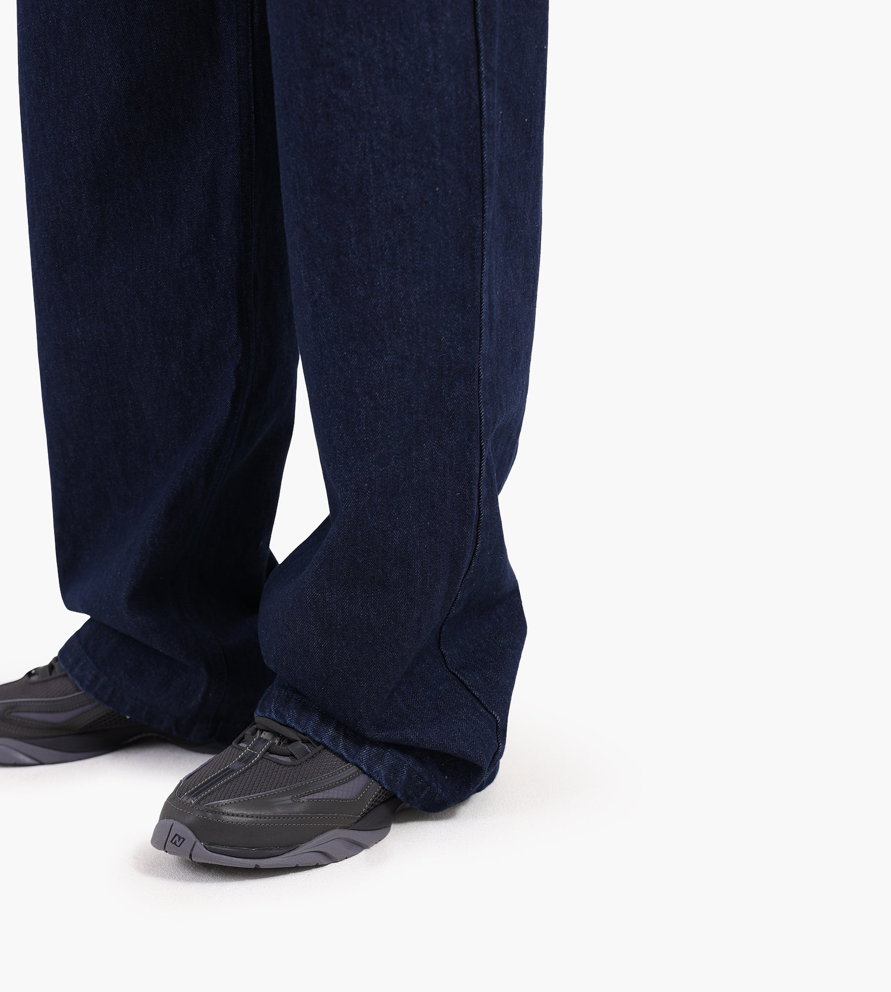 Arte Antwerp Circle Logo Pocket Pants Raw Denim