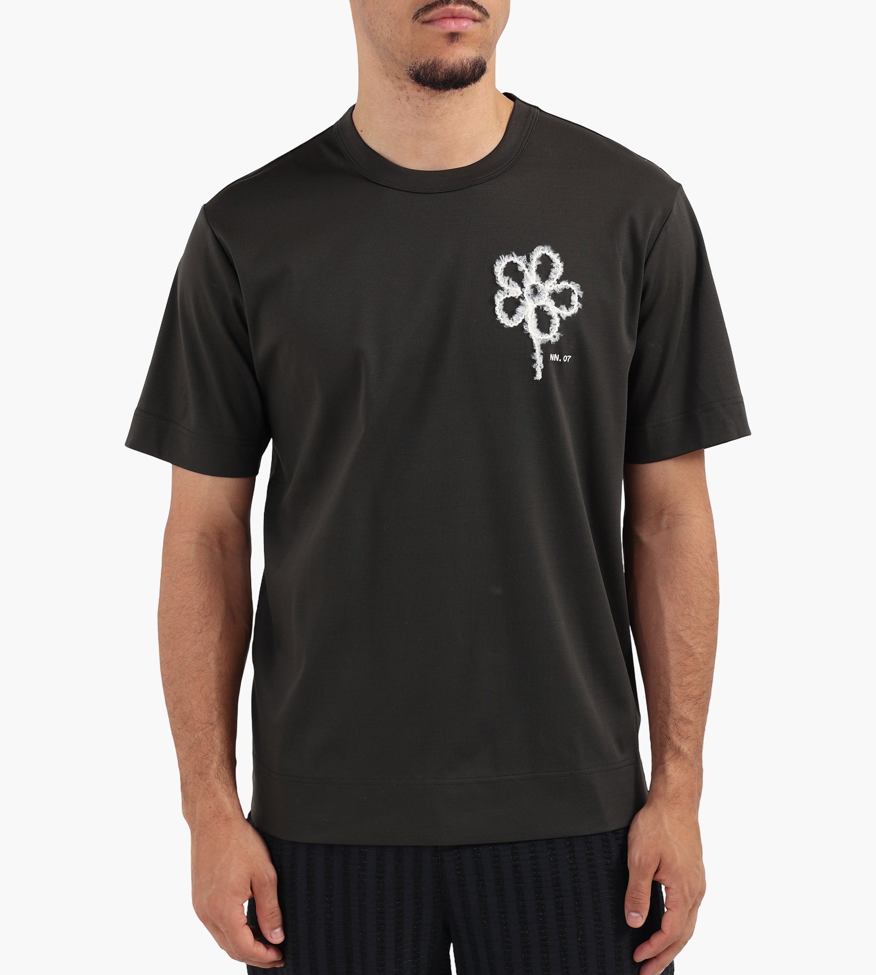 NN.07 Pedro EMB SS 3525 Tee Dark Army