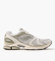 Saucony Progrid Triumph White Onyx Elm