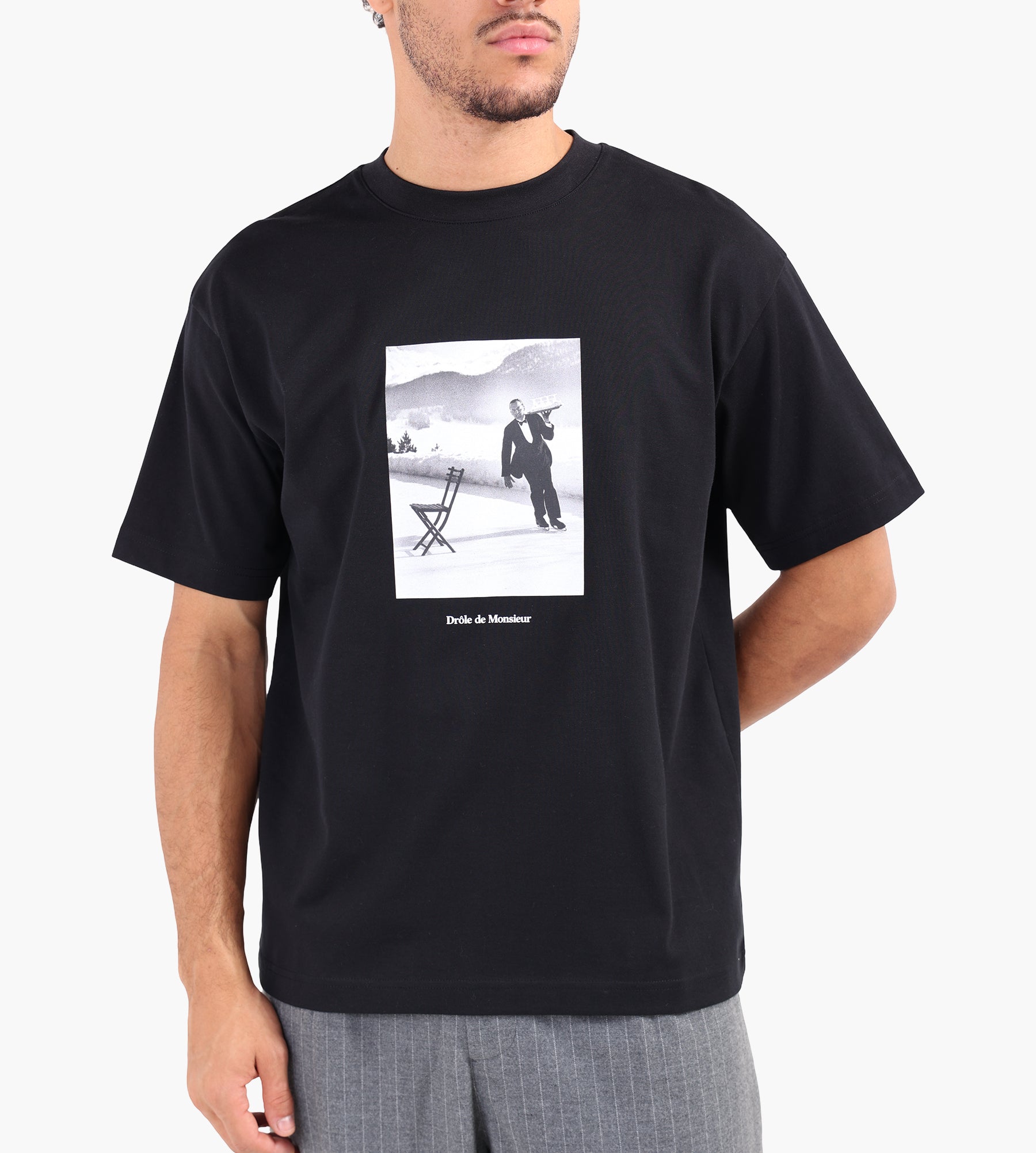 Drôle de Monsieur Le T-Shirt Ice Skating Waiter Black