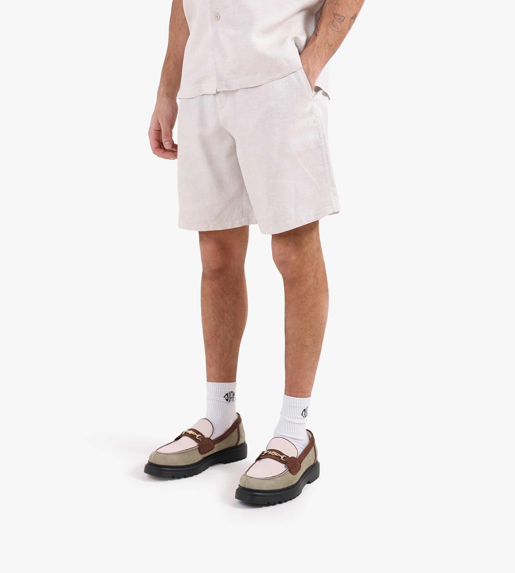 OLAF Linen Blend Short Off White
