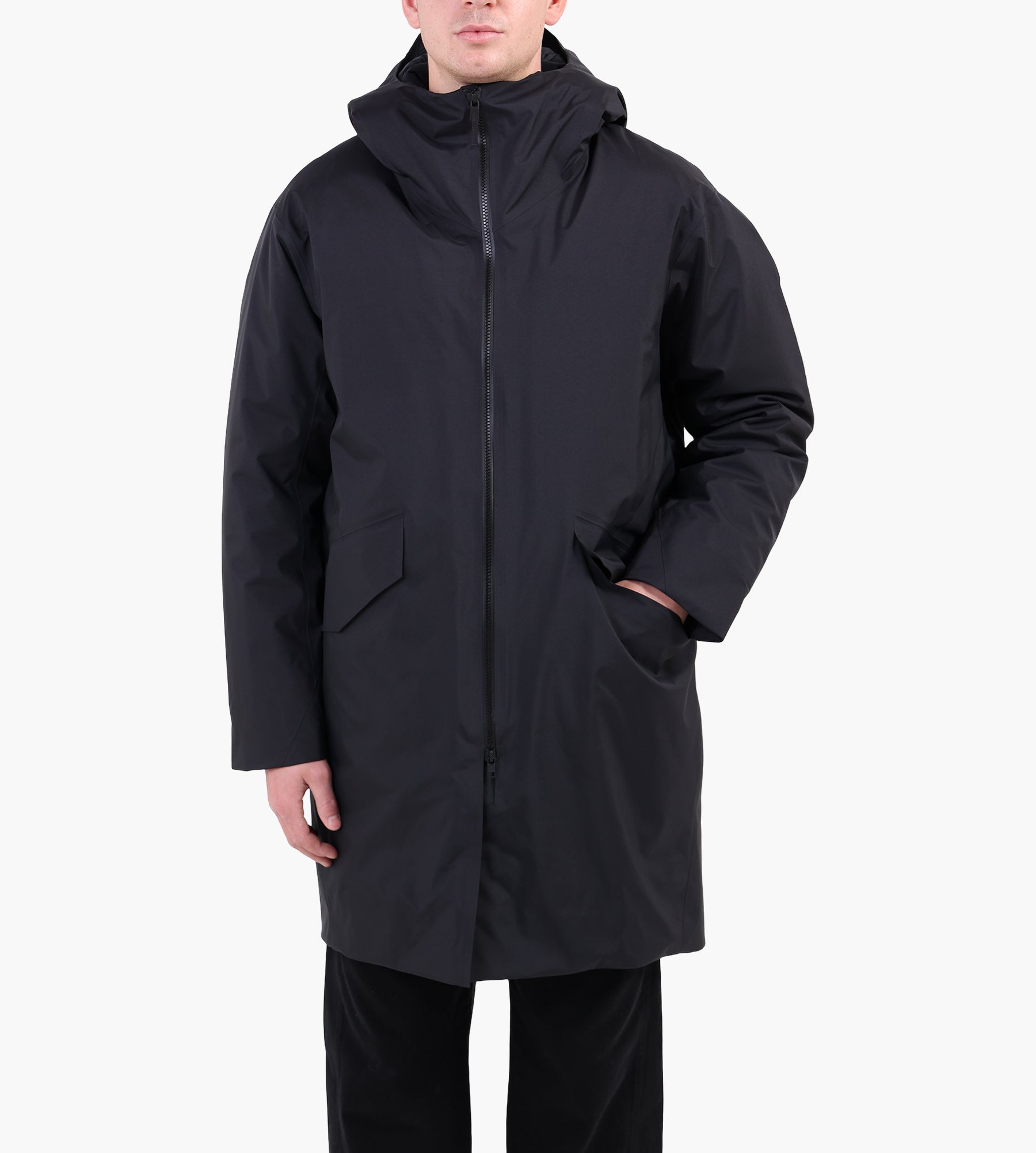 Veilance Monitor Down Coat M Black