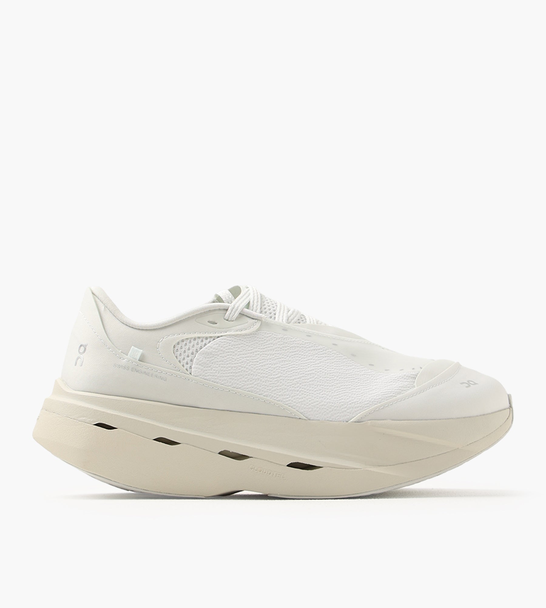 On Cloudboom Volt PAF 1 W White Gale