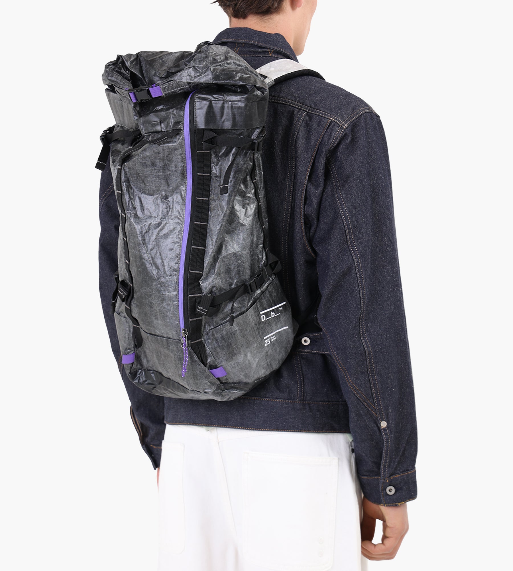 D__b__™ Weigh Lighter Backpack 25L Weigh Darker