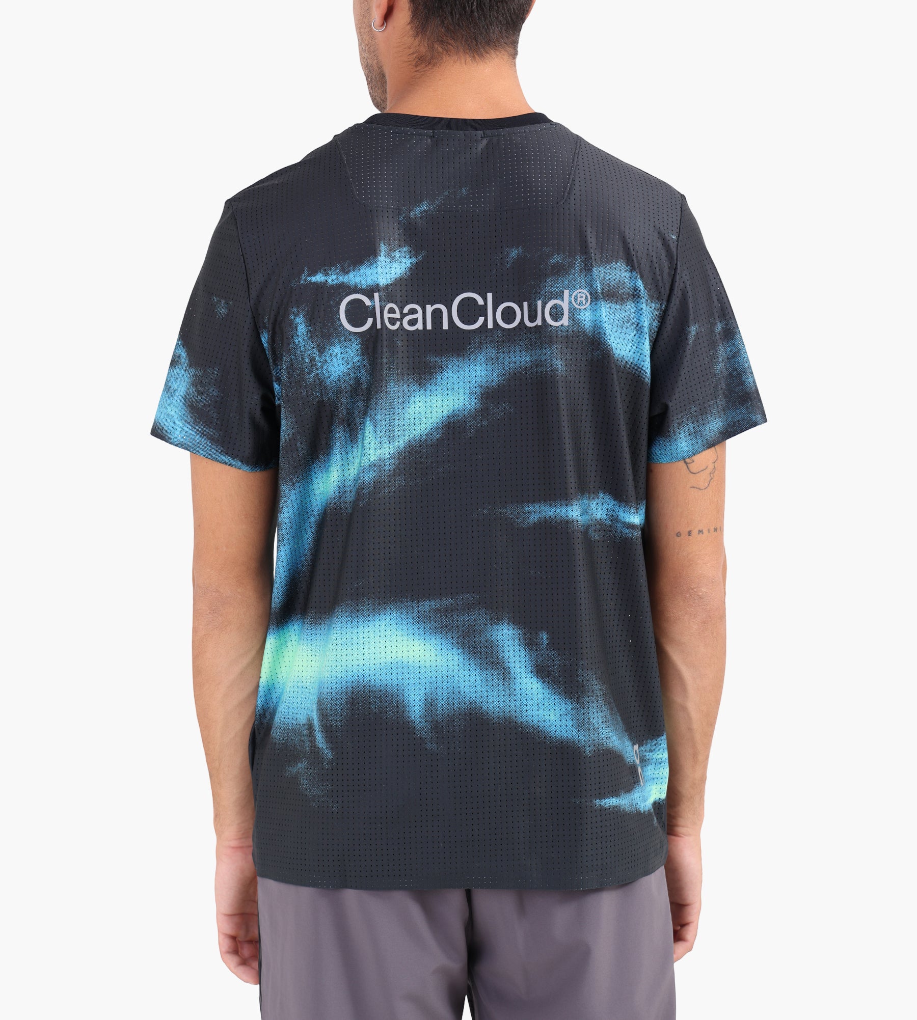 On Pace Mesh-T M Black Horizon