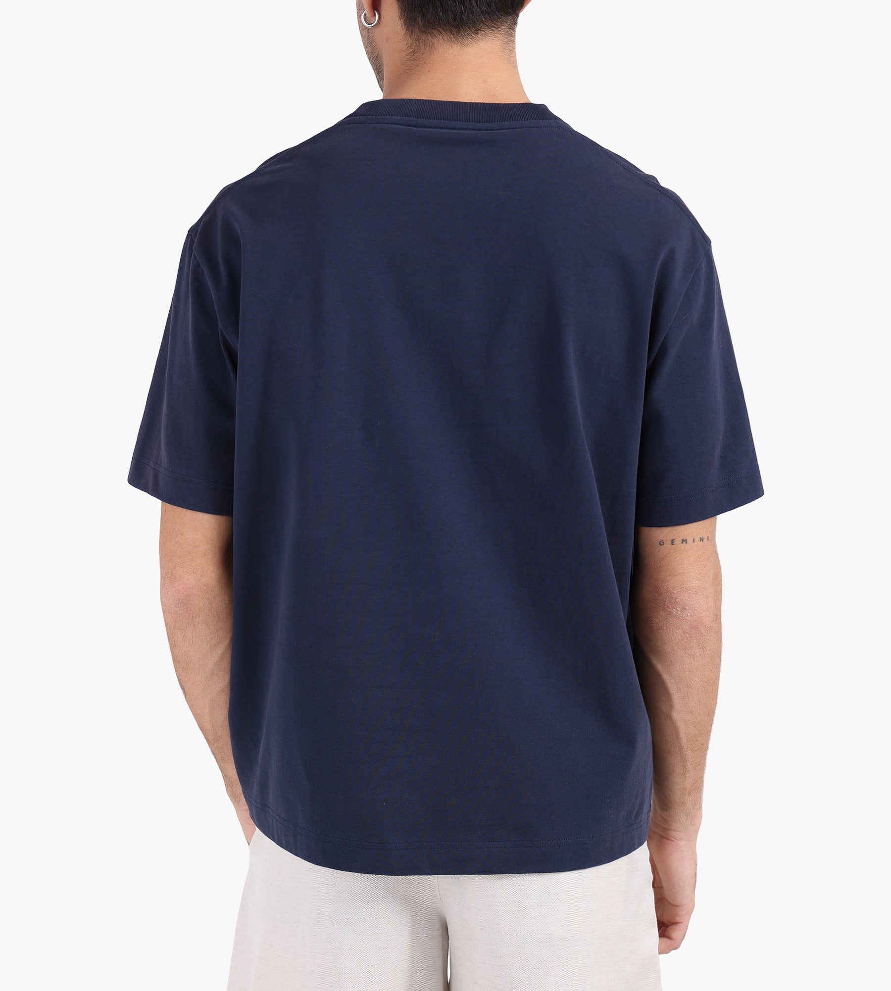 OLAF Script Friends Boxy Tee Navy