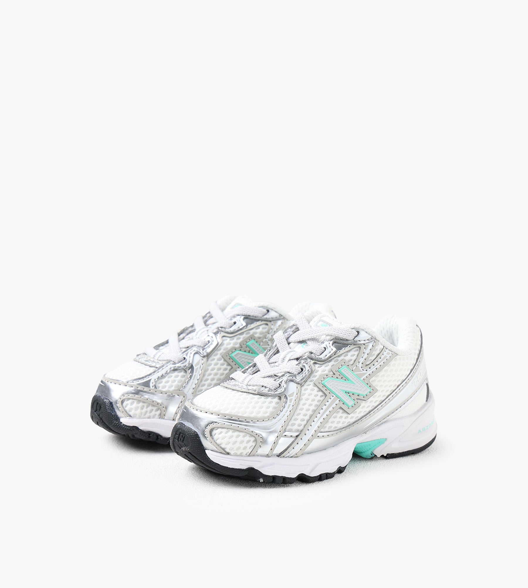 New Balance I7408ZB 	Silver Metallic