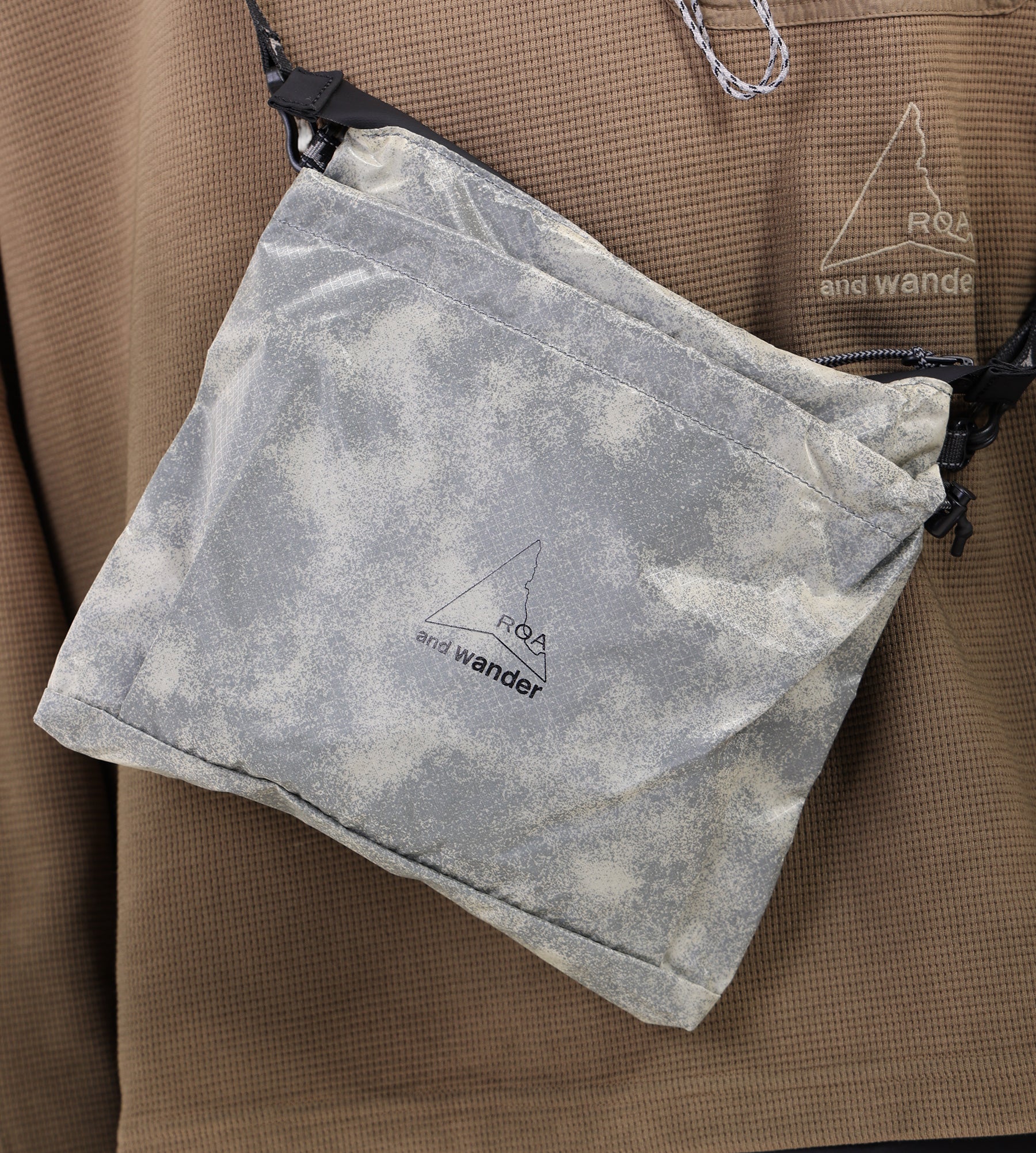 ROA x And Wander Sil Sacoche Light Grey