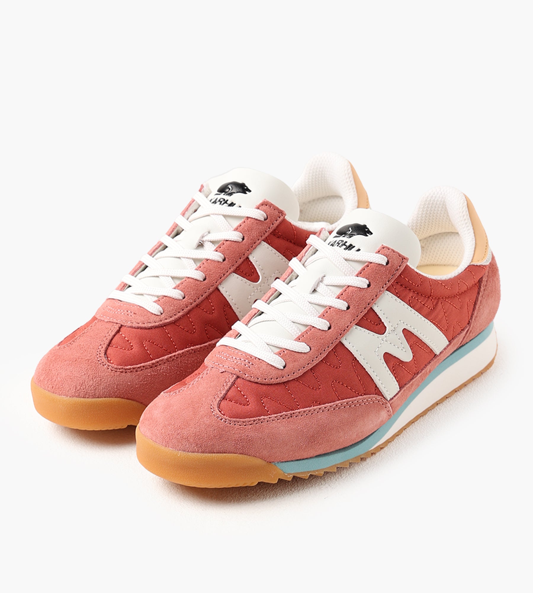 Karhu Mestari 76-Light Mahogany Blanc De Blanc