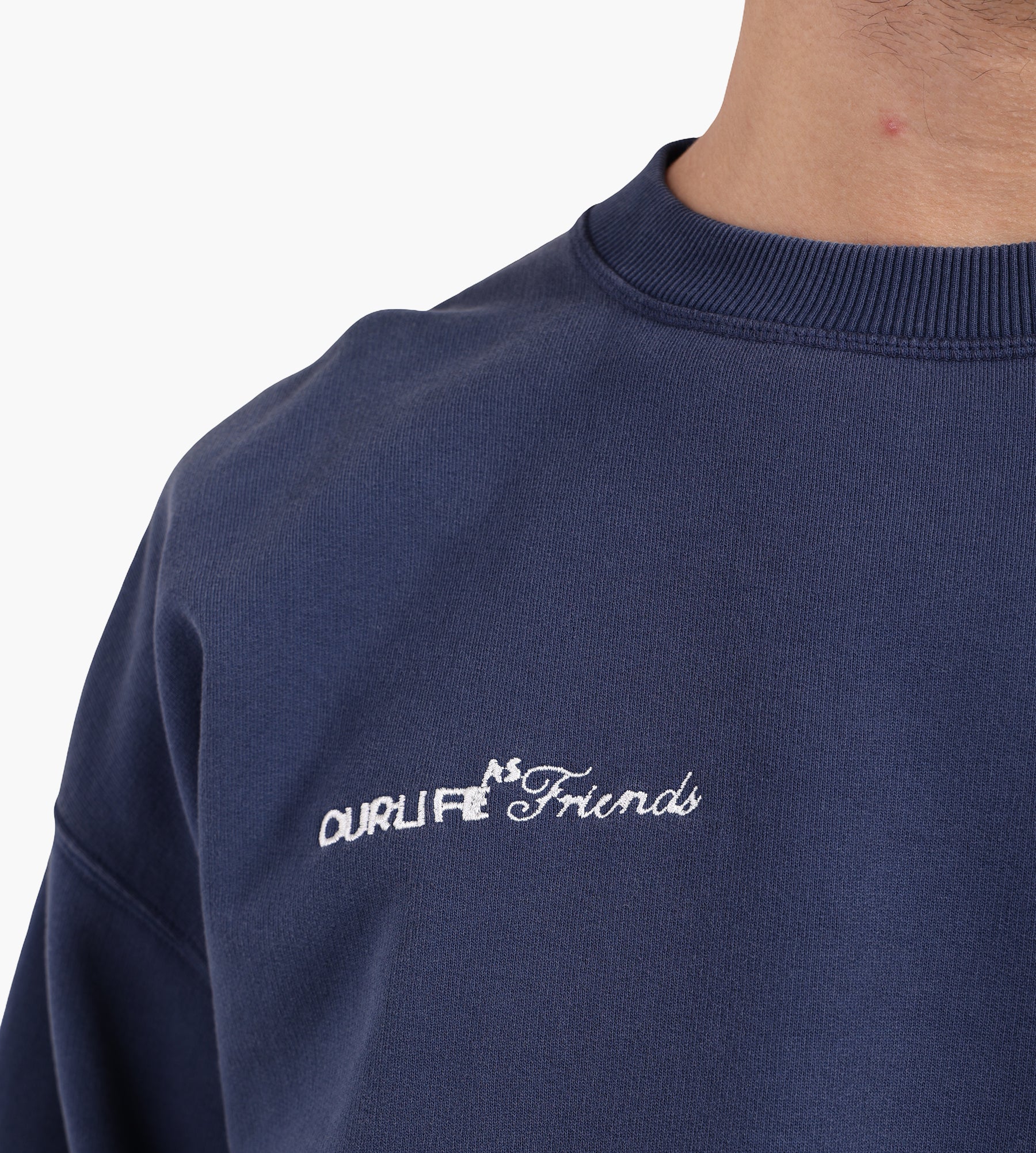 OLAF Script Friends Boxy Crewneck Navy - OLAF - Clothing