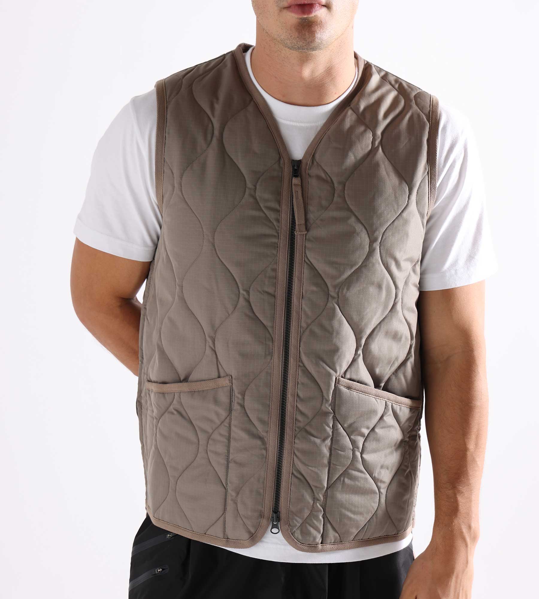 Taion Unisex Military Zip V Neck Down Vest Light Mocha