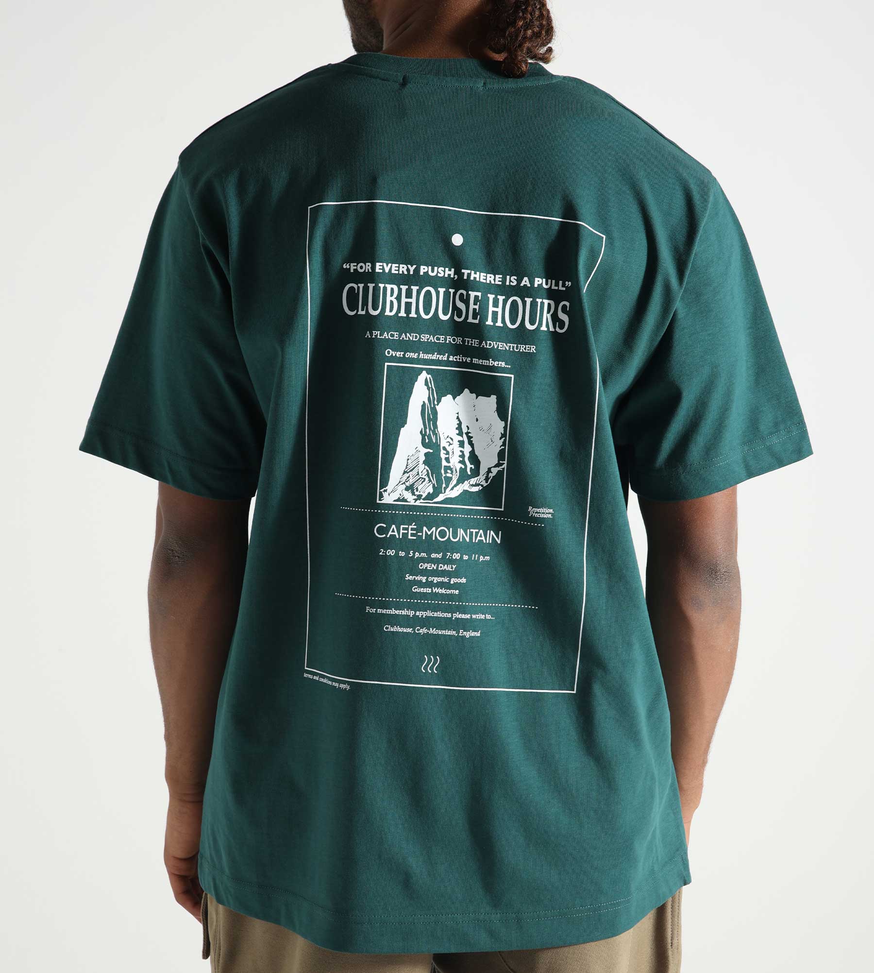 Café-Mountain Clubhouse Tee Ivy Green