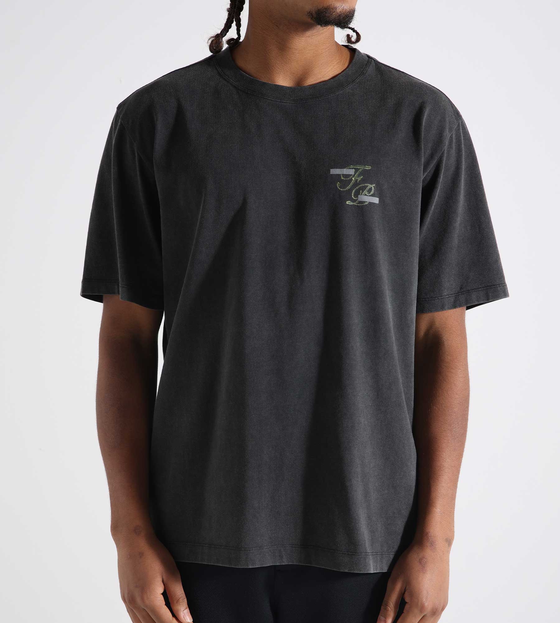 Filling Pieces T-shirt Topiary Vintage Black