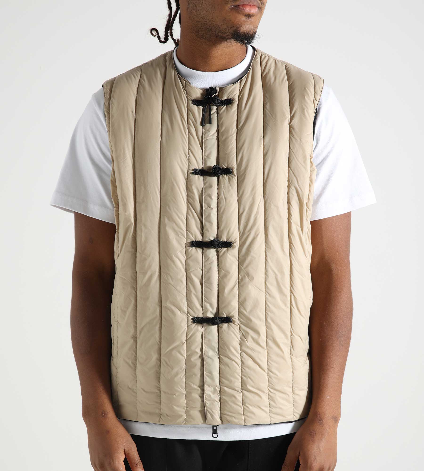 Taion Reversible China Button Inner Down Vest Beige Black