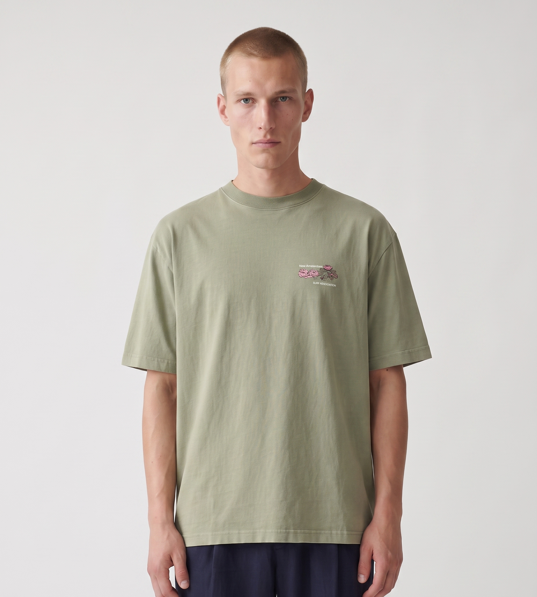 New Amsterdam Surf Association Lilies Tee Sea Grass