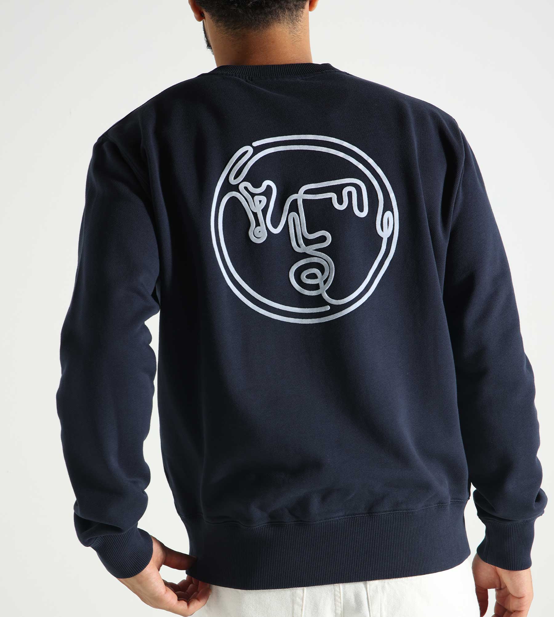 OLAF Nostalgia Face Crewneck Navy