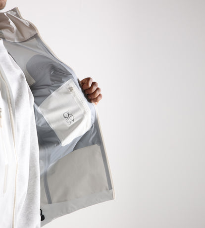 ARC’TERYX　アルファSV　whiteout　 Mサイズ Arc'teryx Alpha SV Jacket M Whiteout