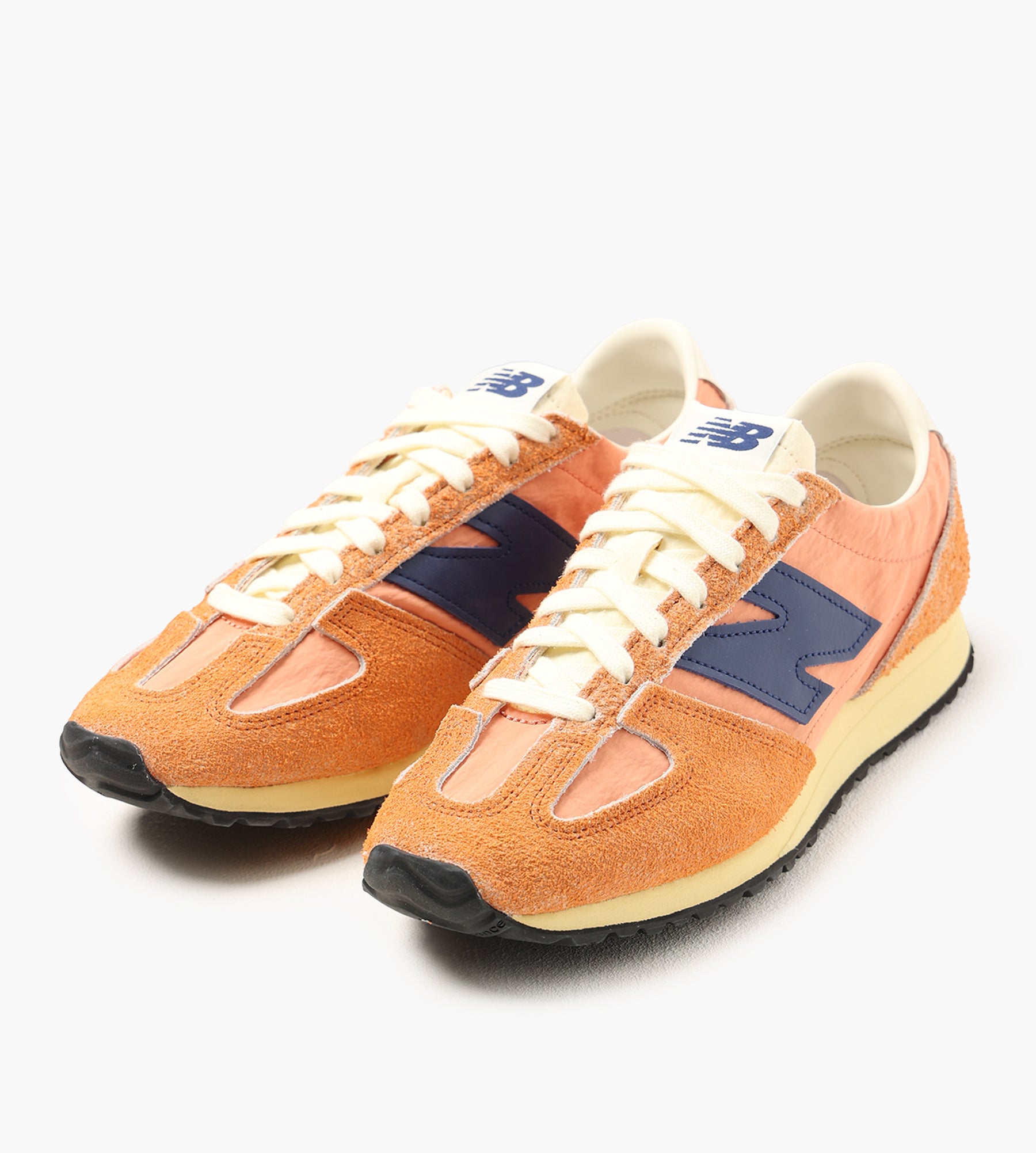 New Balance U471TB Peach Nectar