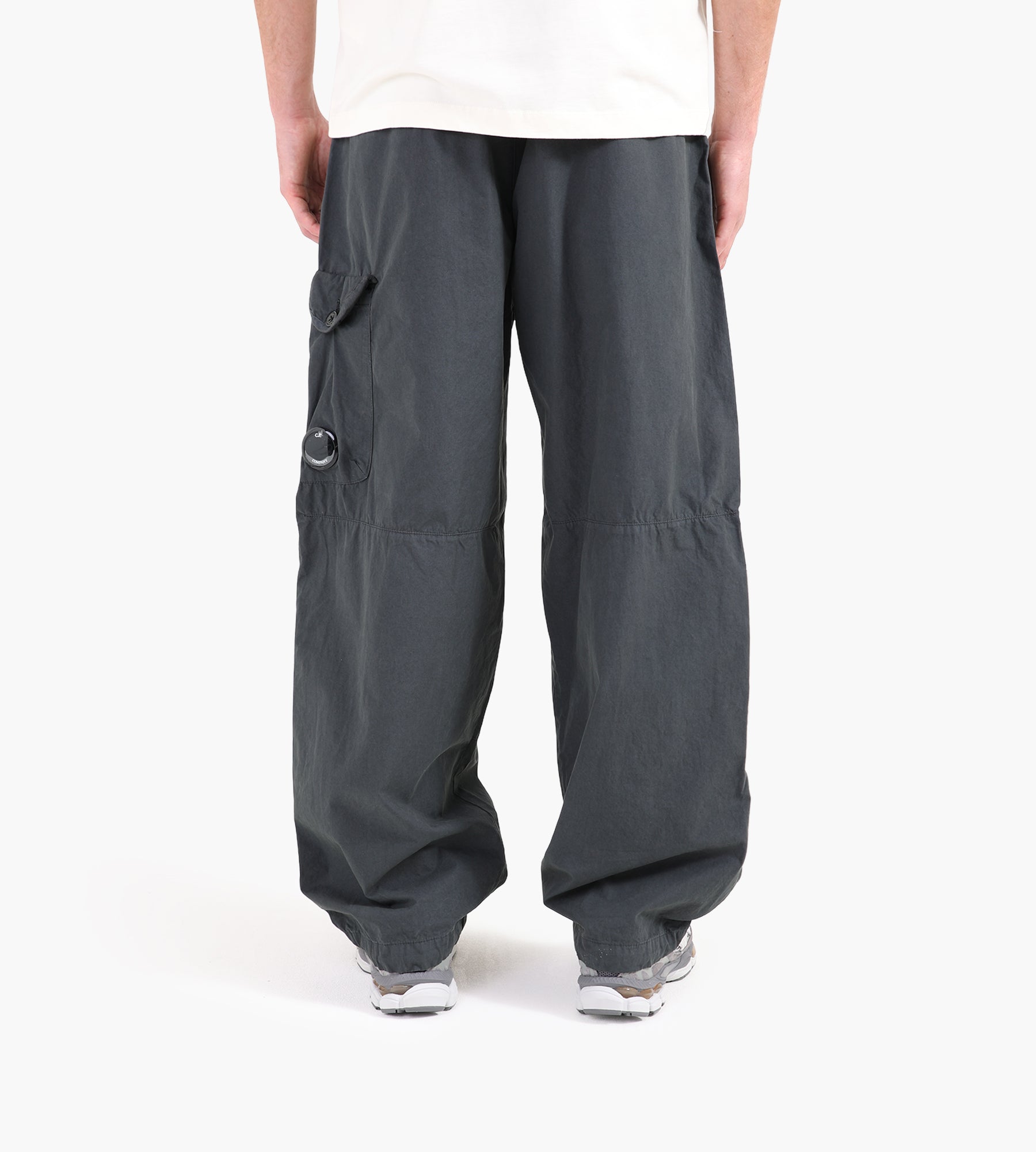 パンツ C.P. Company MICROREPS PEACHED CARGO PA C.P. COMPANY Cargo Pant In Microreps Peached - Capers – BLUE