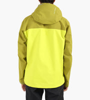 ARC'TERYX マウンテンパーカー Mサイズ オリーブ　beta ar ARC'TERYX Beta AR Jacket M Tatsu [アークテリクス]