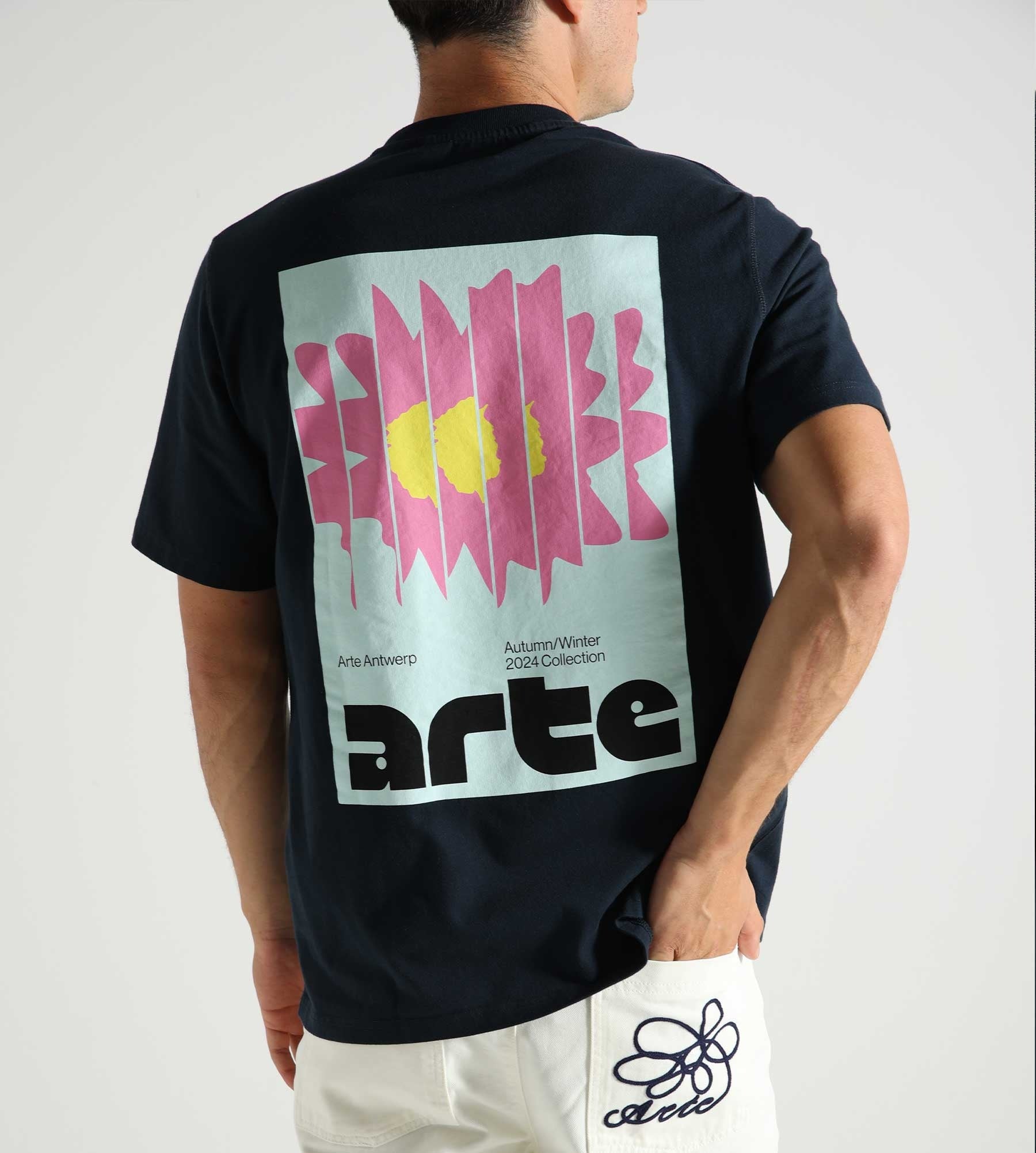 Arte Antwerp Flower Poster T-shirt Navy