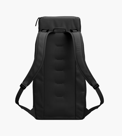 D__b__™ Hugger Backpack 30L Black Out | Baskèts D__b__™ Hugger Backpack 30L Black Out | Baskèts