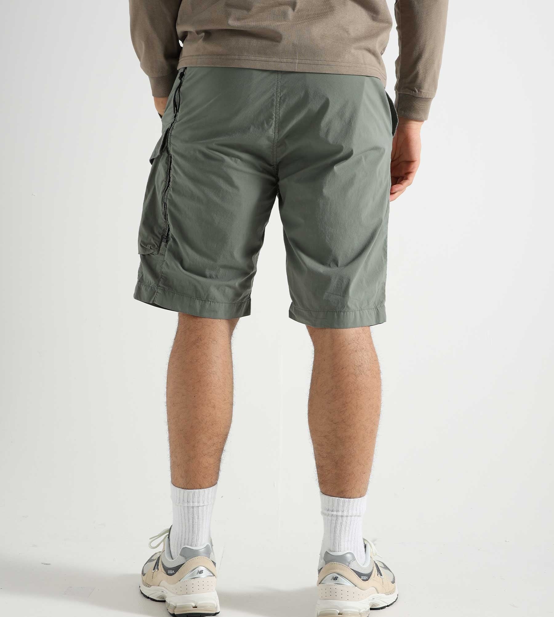 C.P. Company 50 Fili Stretch Cargo Shorts Agave Green