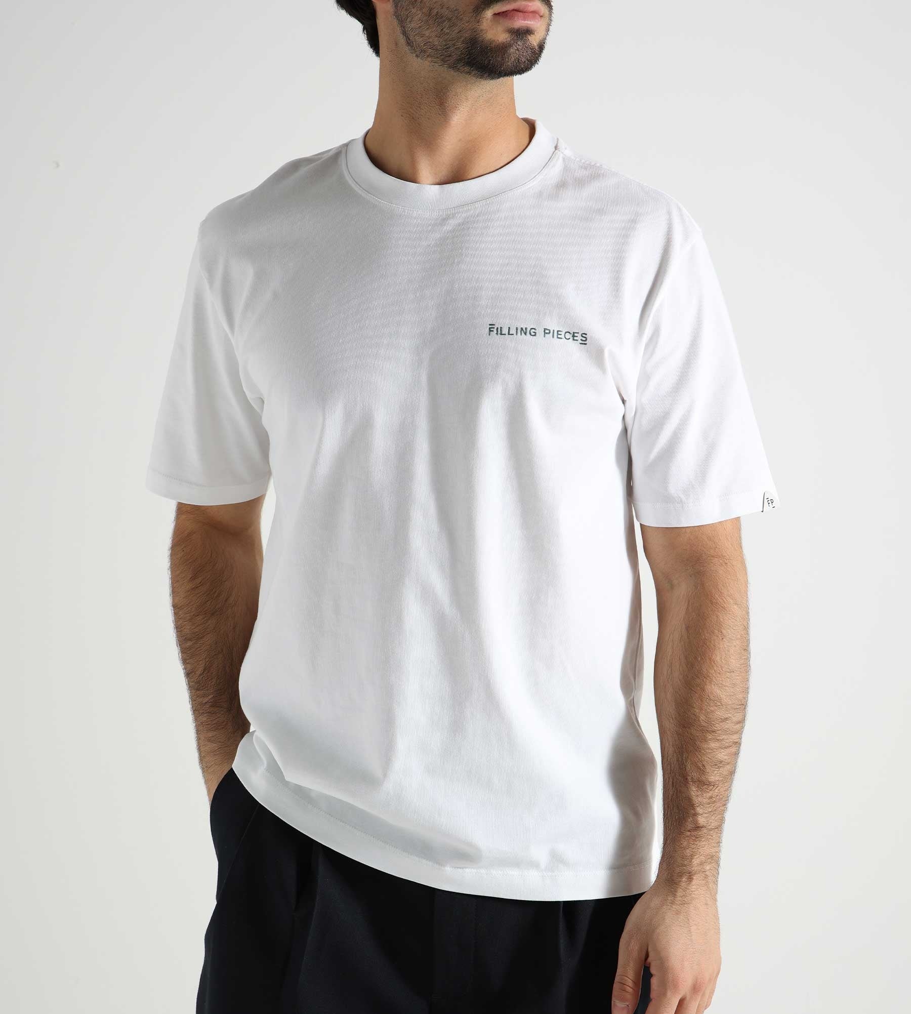 Filling Pieces T-shirt Alphabet White