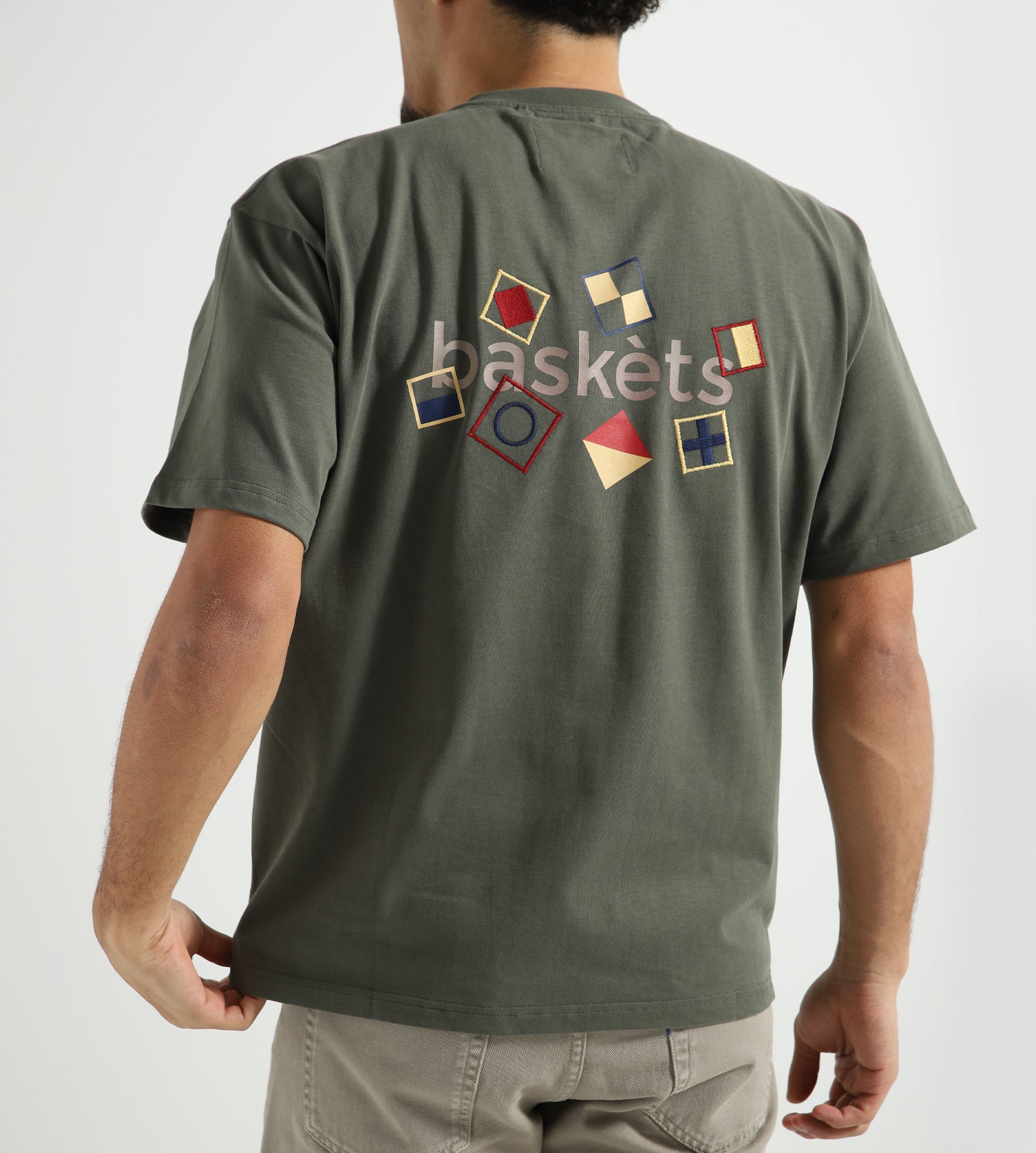 Baskèts Outline Flags Tee Moss Green