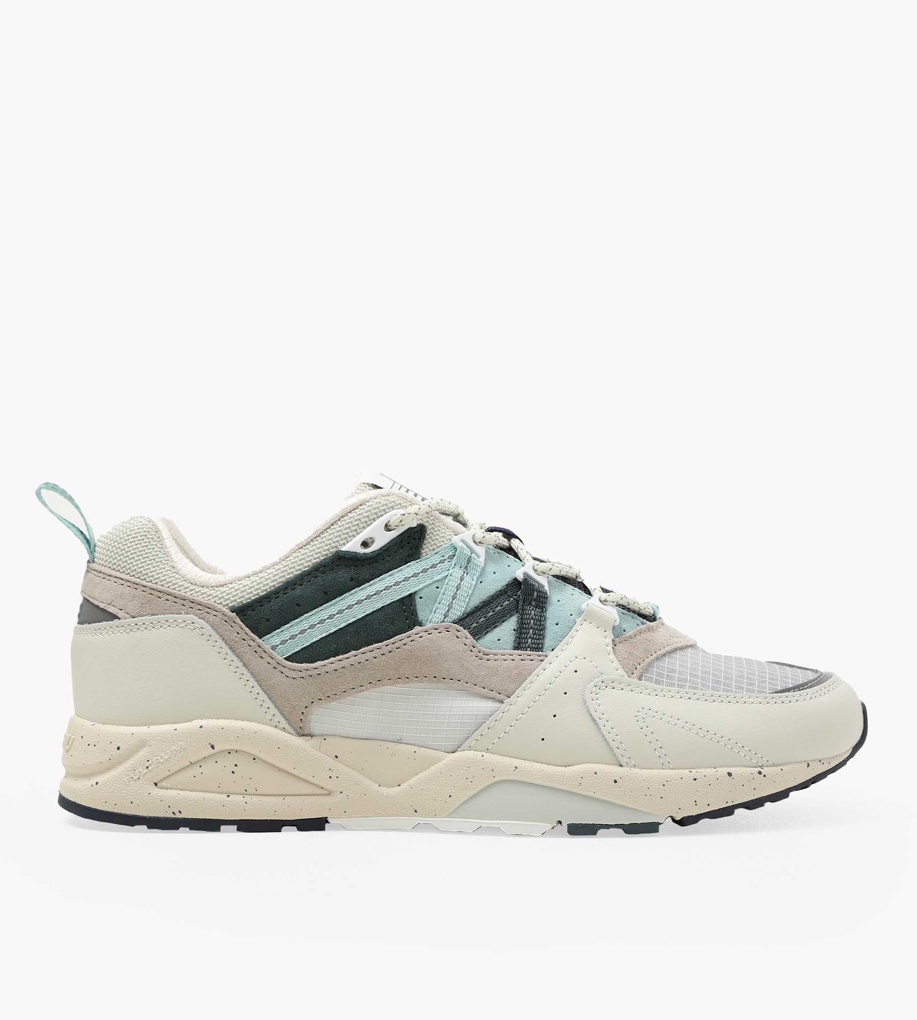 Karhu Fusion 2.0 Lily White Surf Spray