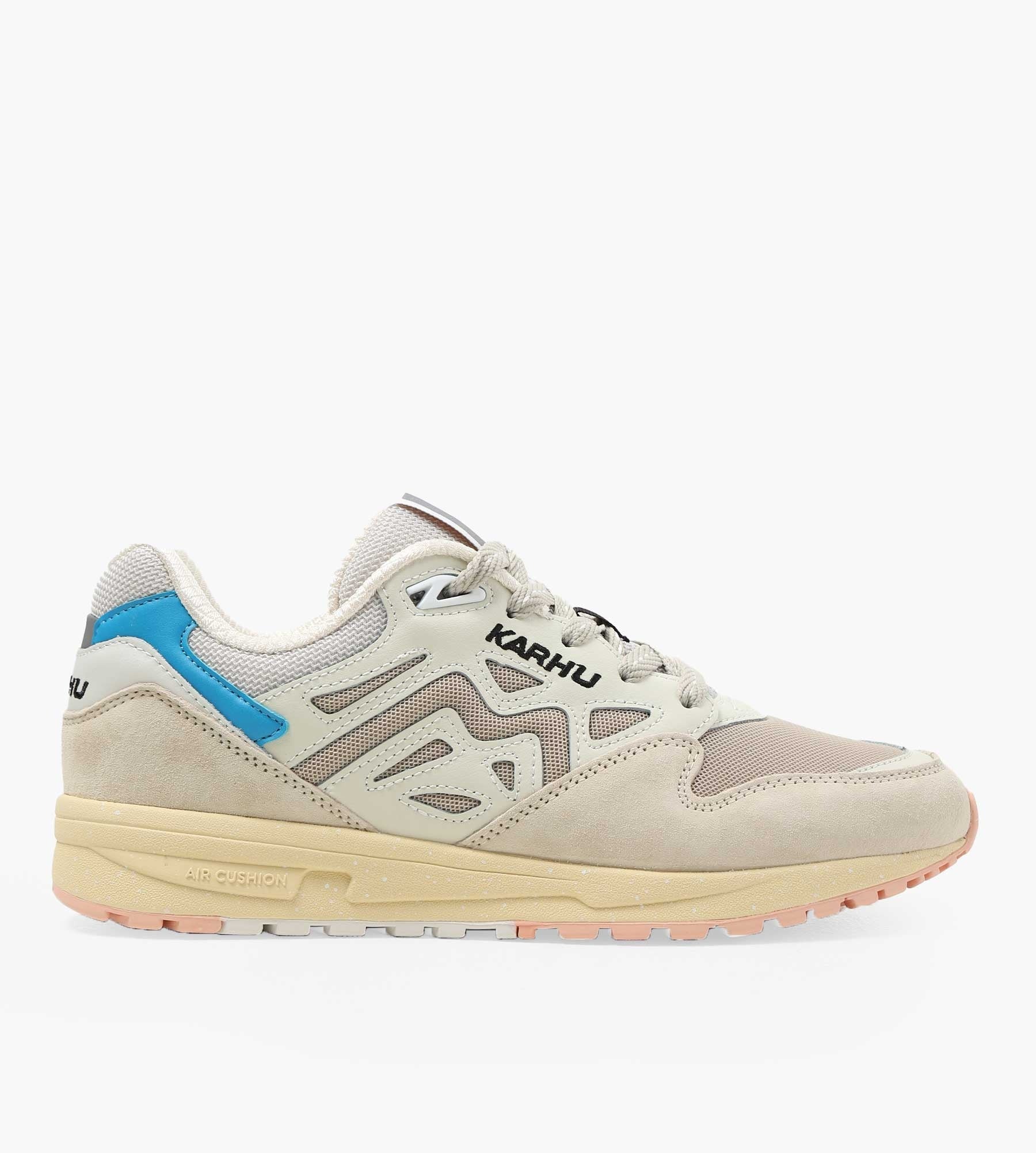 Karhu Legacy 96 White Cap Silver Lining