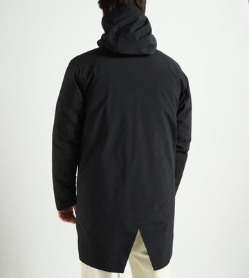 Veilance Monitor Down Coat Black Baskèts