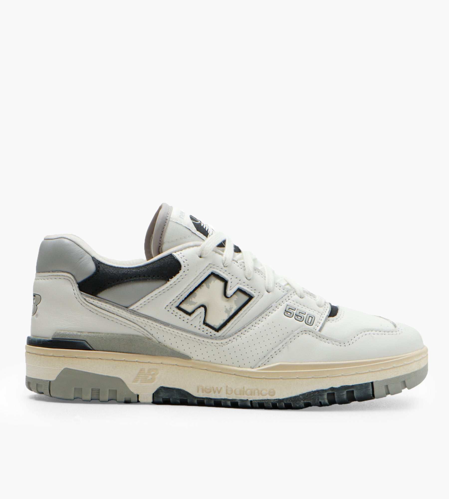 New Balance BB550VGB Sea Salt / Concrete / Black