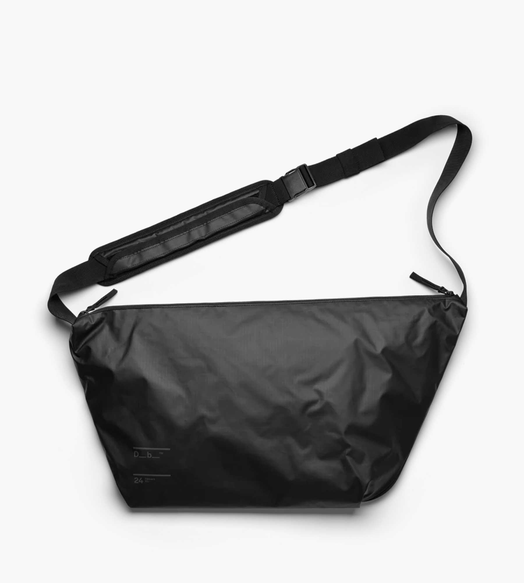 D__b__™ Ramverk Pro Sling Bag 24L Black Out